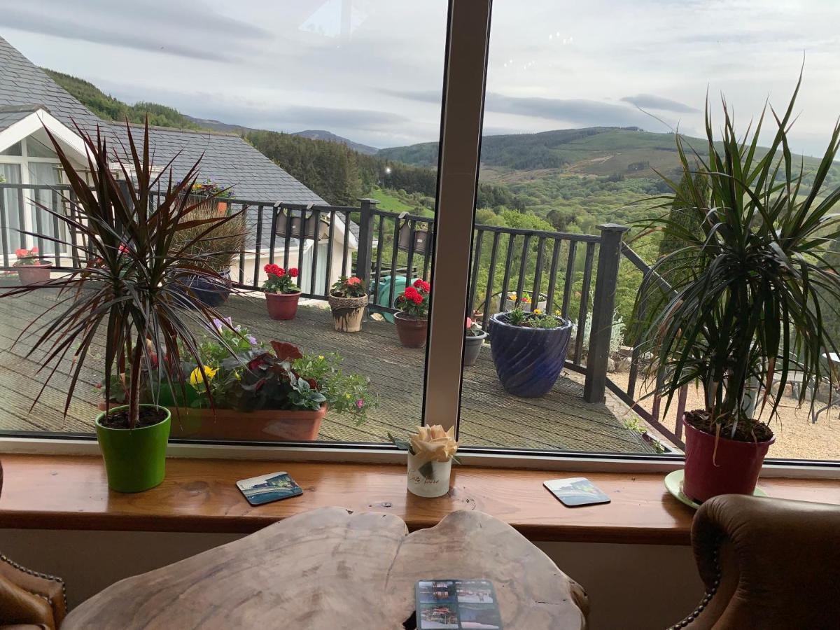 Wicklow Way Lodge Bagian luar foto