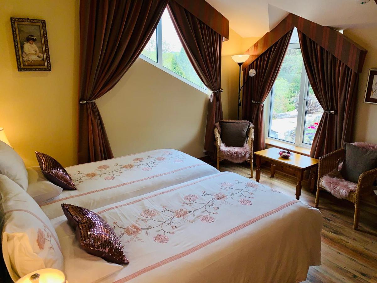Wicklow Way Lodge Bagian luar foto